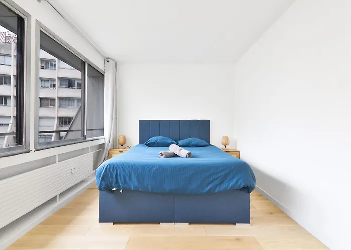 Quartier Canal Saint Martin Free Netflix Paris